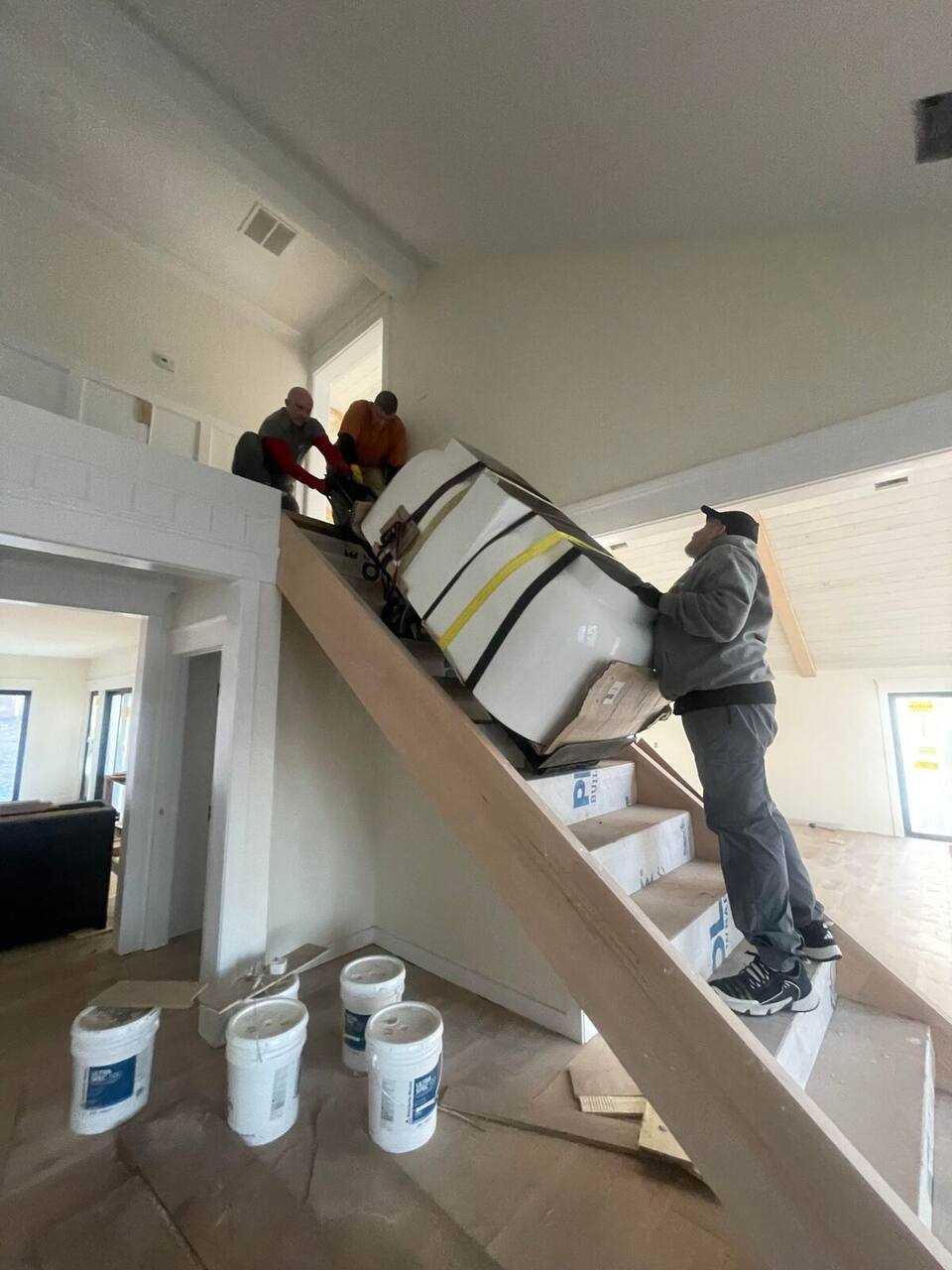 Three-man stair relay
